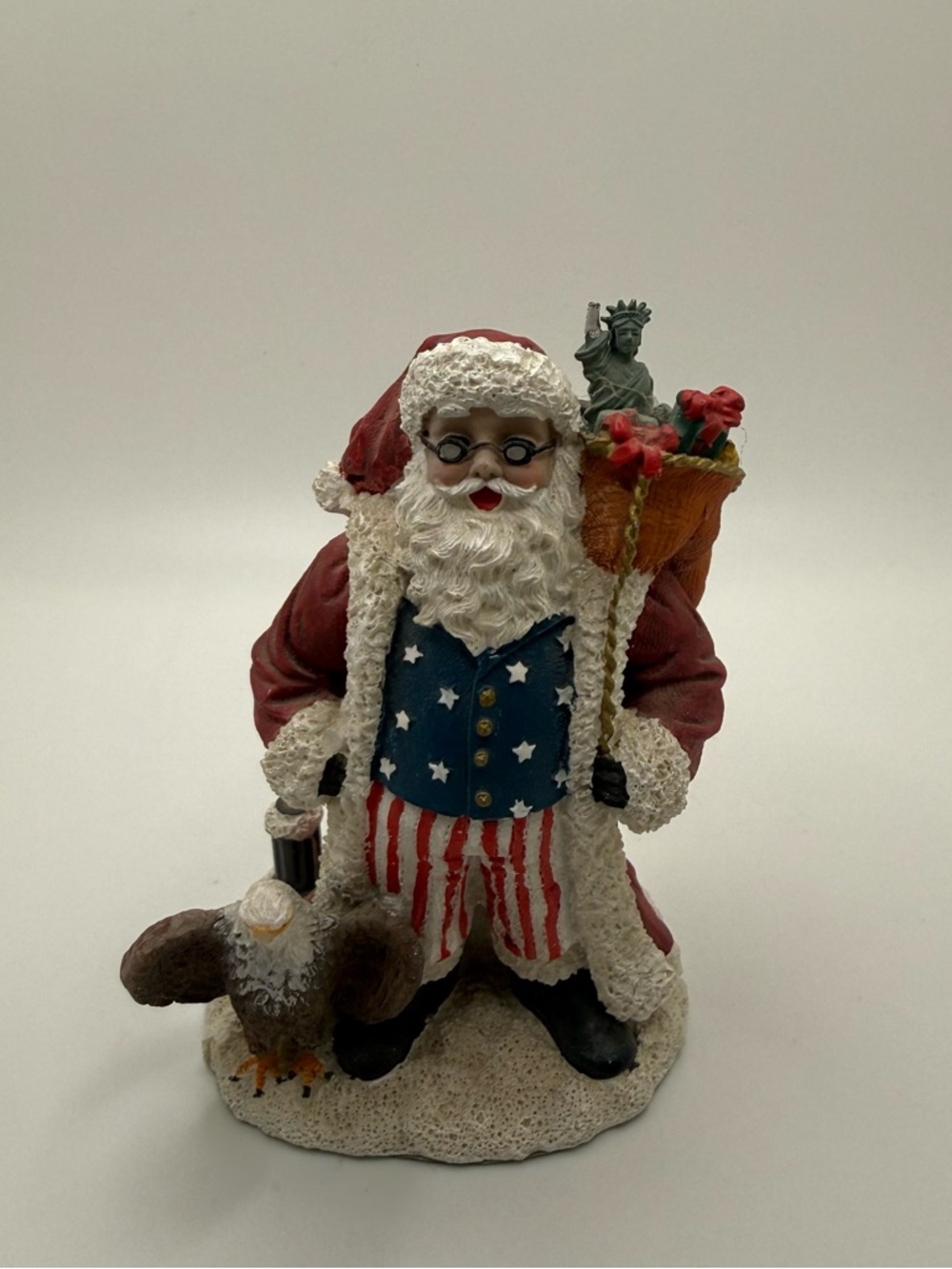 Patriotic Santa Figurine Americana USA Flag Eagle Statue Liberty 1996 Decor read